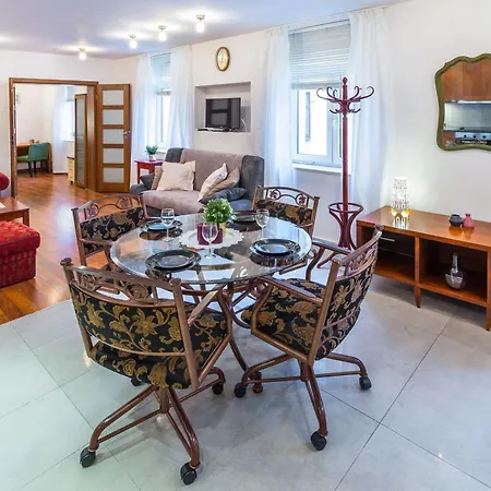 Wawel Apartament *